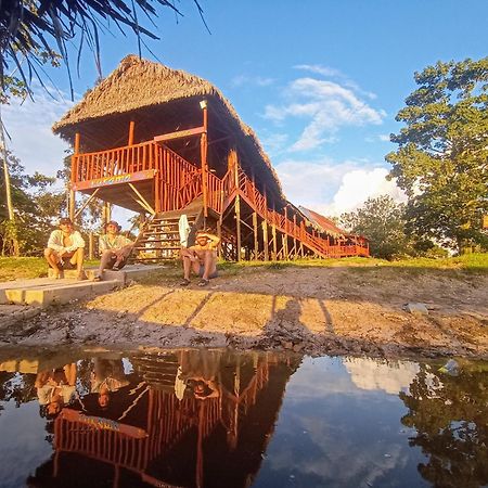 Casa Kukama Lodge 伊基托斯 外观 照片